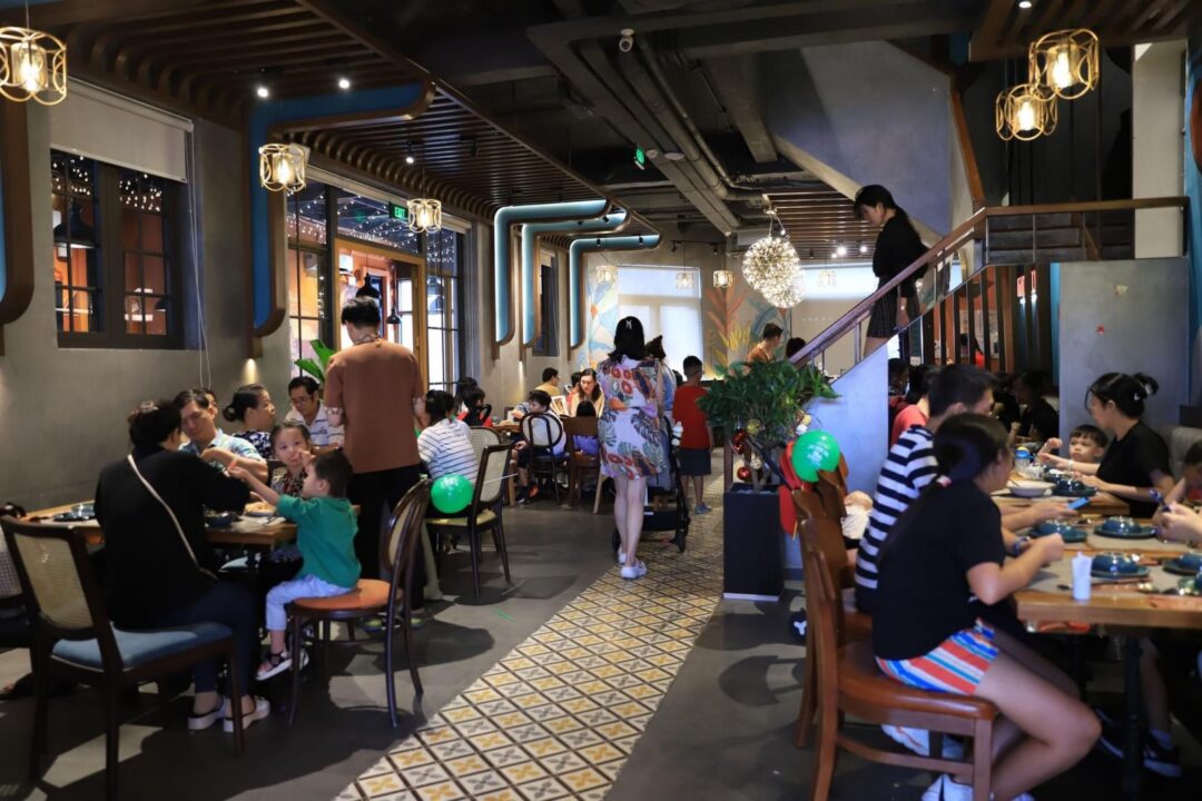 CO CO THÁI Quận 1