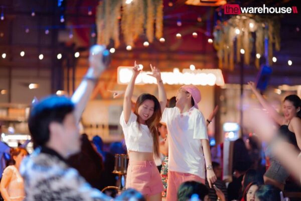 The WareHouse Quận 3
