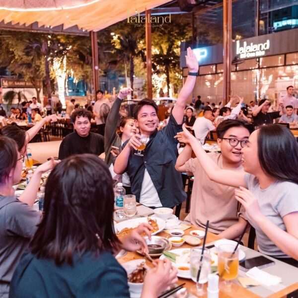 Lalaland Hồ Con Rùa