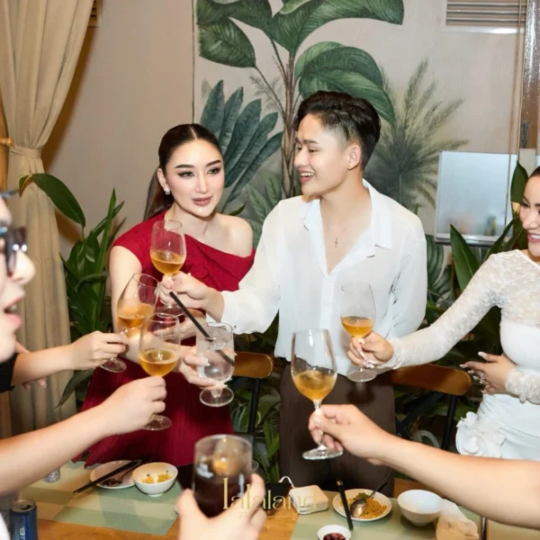 Lalaland Bình Khánh
